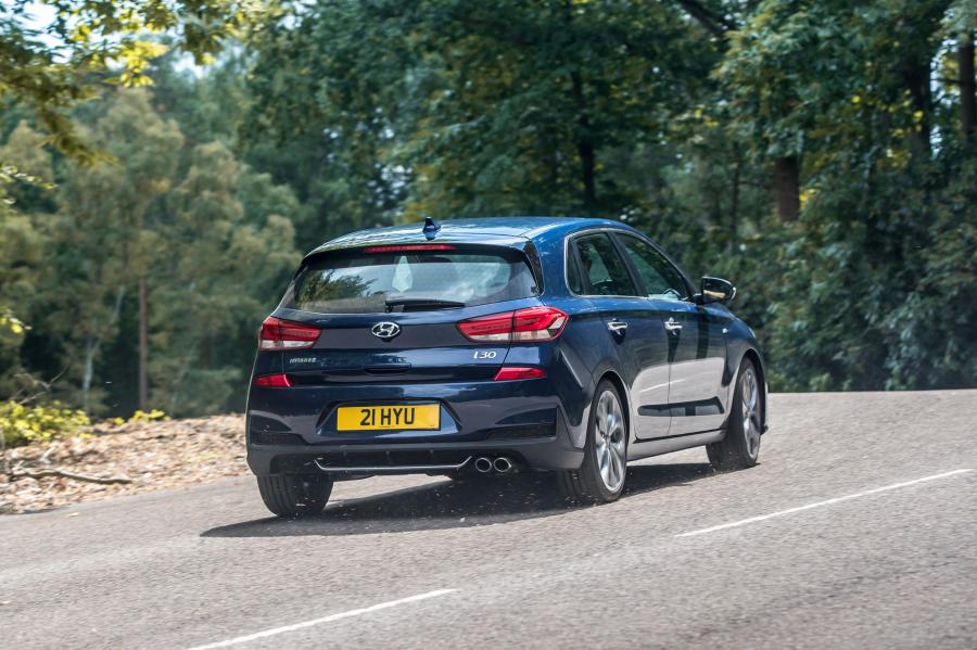  Hyundai i30 N Line (PD) 2018 года  (UK) (фото 21 из 40)